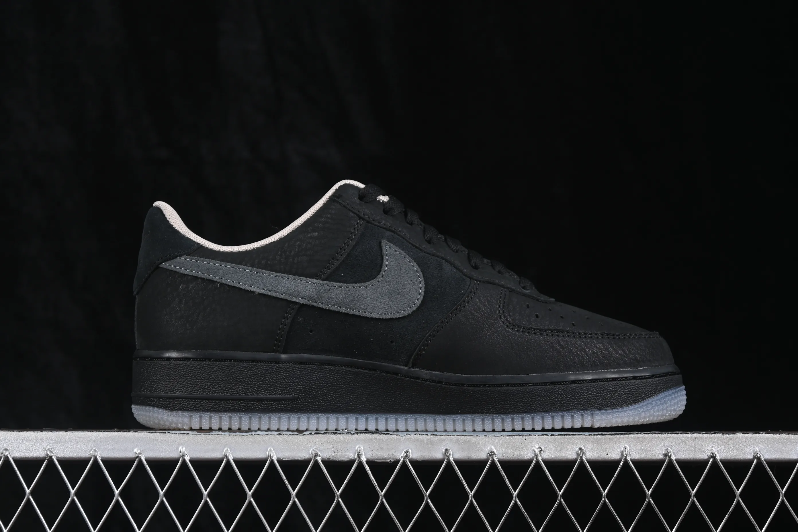 All categories Nk Air Force 1 Air Force series Nk Air Force 1 Low Air Force low-top Nike Air Force 1'07 Low Air Force 1 low-top casual sneakers IQ9791-001